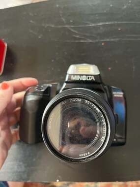 Minolta Maxxum 300si 35mm SLR Film Camera W/35-70 AF Zoom Not Tested